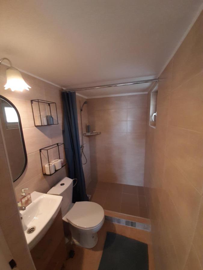 Grapeline Guesthouse Chotin Eksteriør billede