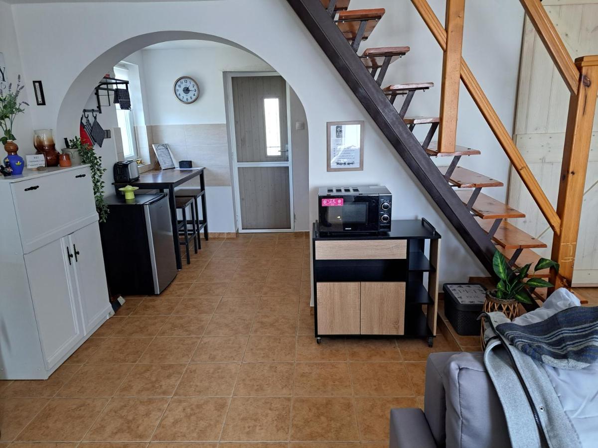 Grapeline Guesthouse Chotin Eksteriør billede